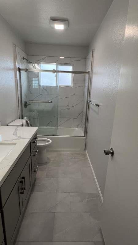 Building Photo - 1281 Saratoga Ave