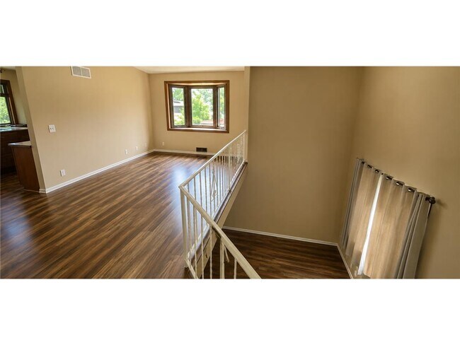 Building Photo - 8317 Idaho Ave N