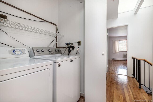 Building Photo - 168 Belltown Rd