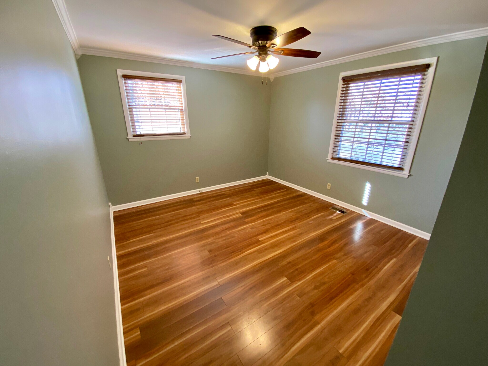 Master Bed - 4408 Juneau Dr