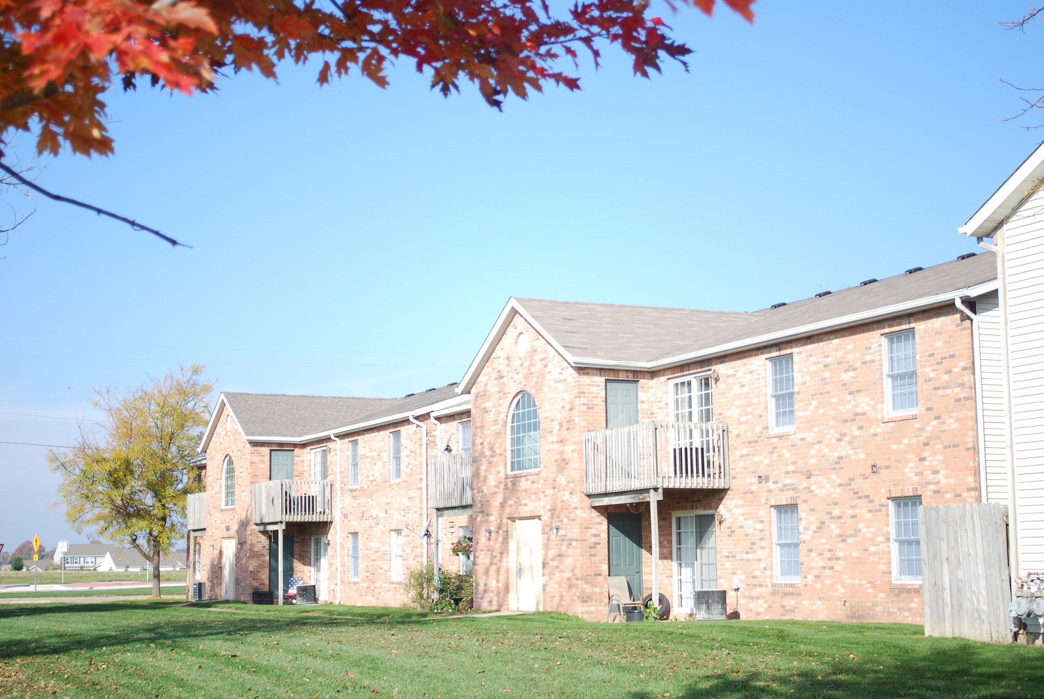Front of building - 120 Twyckenham Blvd