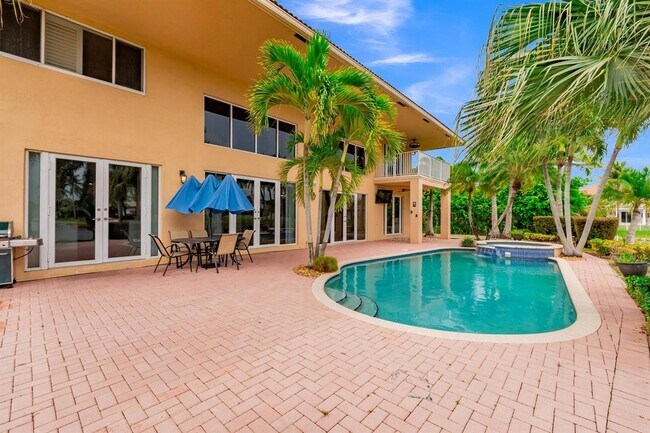 Building Photo - 1333 SW 175th Way
