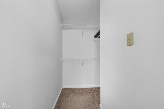 Building Photo - 793 N Crystal Dr