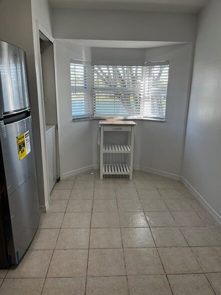 Bay View Breakfast Nook - 2651 SE 12th Rd