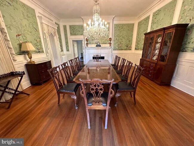 Building Photo - 43395 Briar Creek Terrace