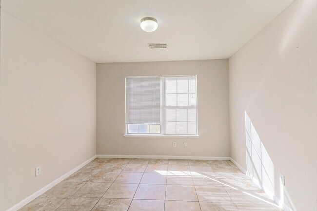 Building Photo - 1259 Bartlett Cove Dr