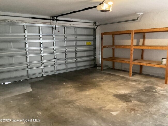 Building Photo - 1712 Valcourt St NW