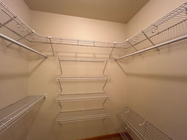 Building Photo - 3 Bedroom / 2 Bathroom House in NW Redmond - PENDING APPLICATION