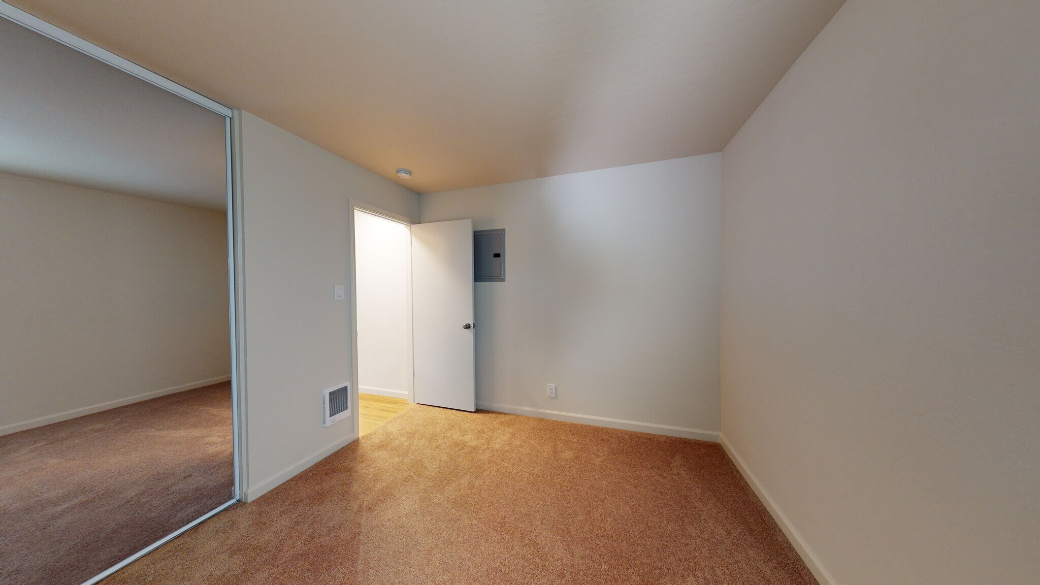 Building Photo - 950 Chula Vista Ave