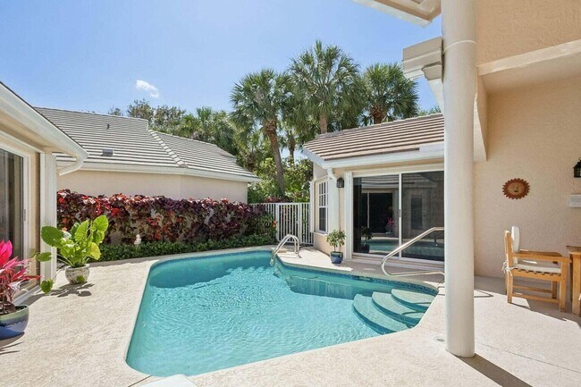 Building Photo - 16481 Riverwind Dr