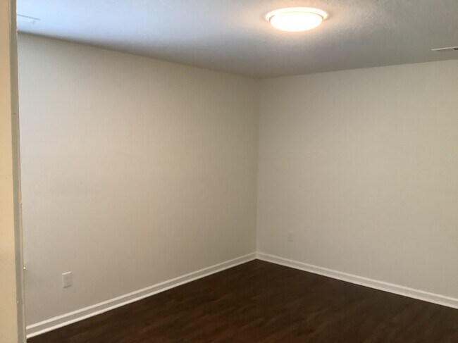 Building Photo - 6 Vista Rose Ct