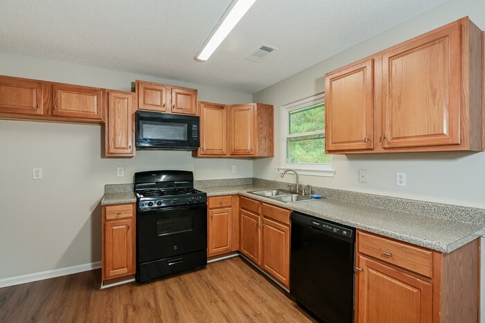 Building Photo - 1997 Cutters Mill Way