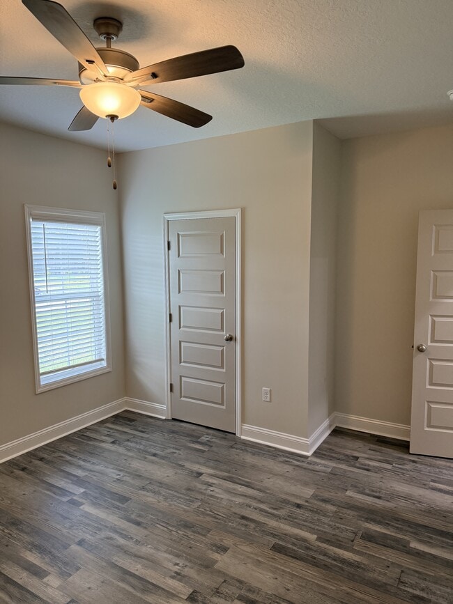 Building Photo - 3948 Lu Ln