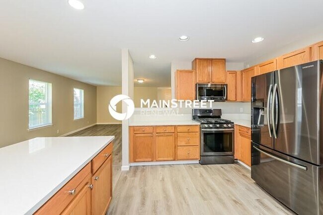 Building Photo - 3 Bedroom Pet-Friendly Home in Graham, WA with Main Street Renewal