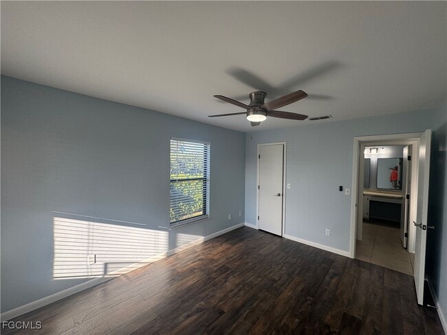 Building Photo - 13115 Feather Sound Dr