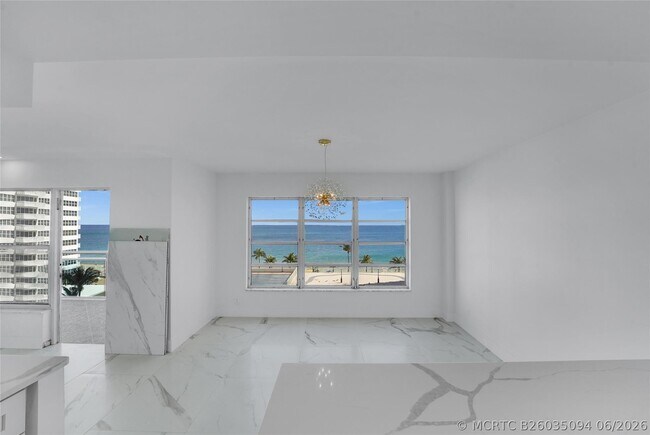 Building Photo - 3900 Galt Ocean Dr