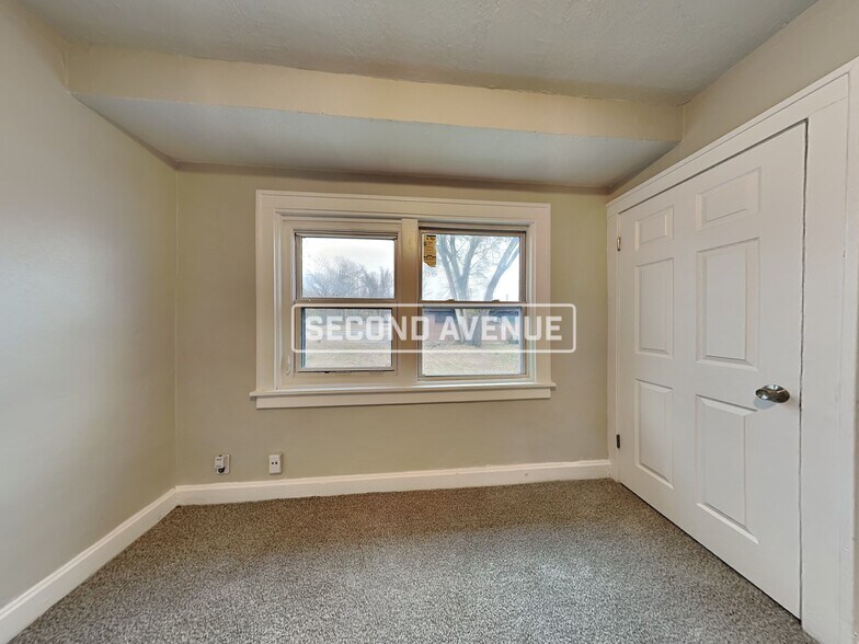 Building Photo - 5808 Prospect Ave
