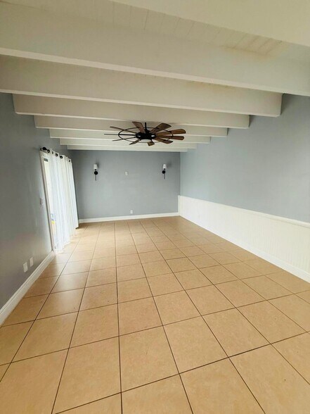 Building Photo - 12134 Regal Ct E