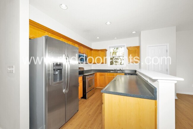 Building Photo - 7737 Solomon Dr