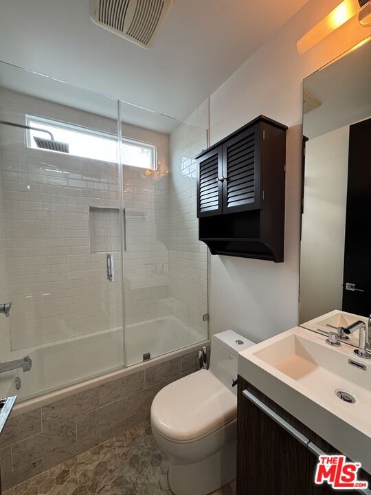 Building Photo - 1009 Palms Blvd