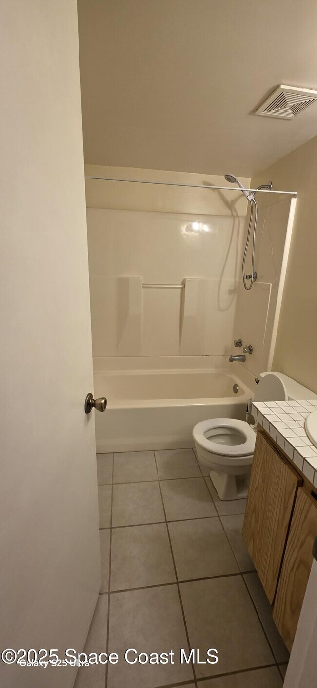 Building Photo - 1625 Sunny Brook Ln