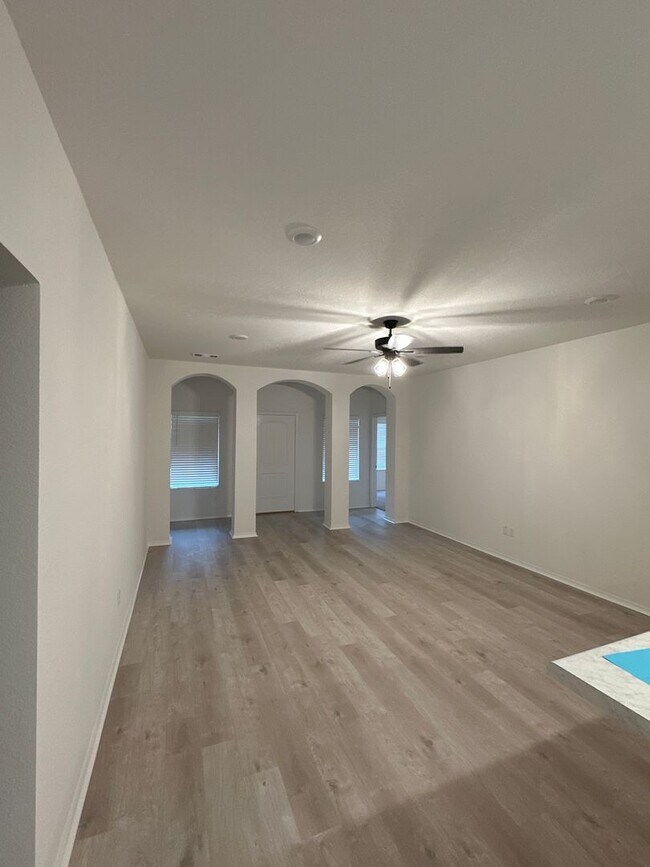 Building Photo - *$99 First Month's Rent - No Hidden Fees!*  BRAND NEW Four Bedroom | Two Bath Home in Vilonia