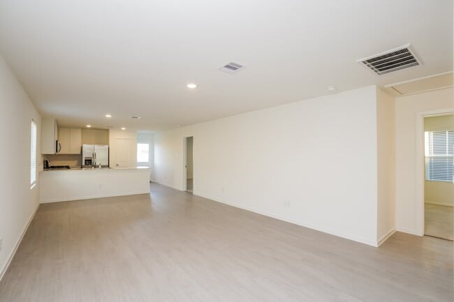 Building Photo - 10810 Red Orchid Dr