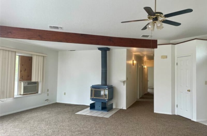 Building Photo - 33938 Peckinpah Acres Dr