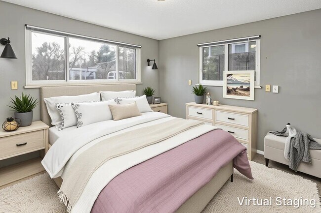 Building Photo - 602 Cherry St