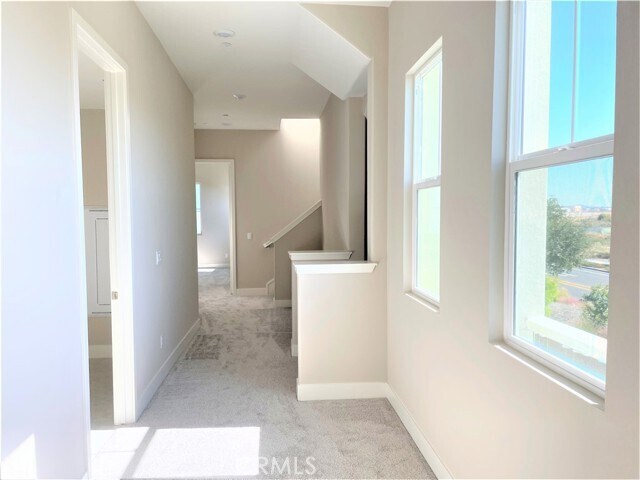 Building Photo - 116 Scale