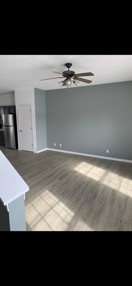 Building Photo - 3401 Wyndham Way