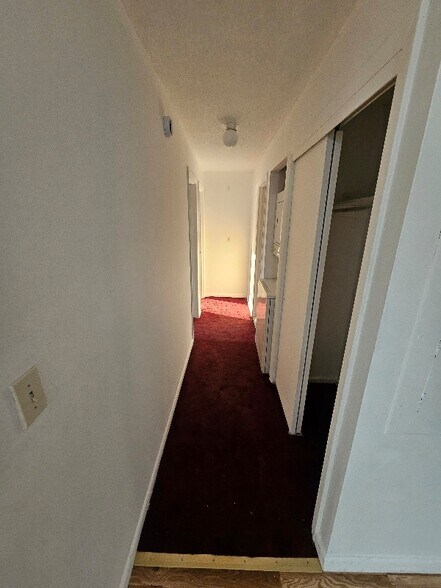 Building Photo - 136 Kane St