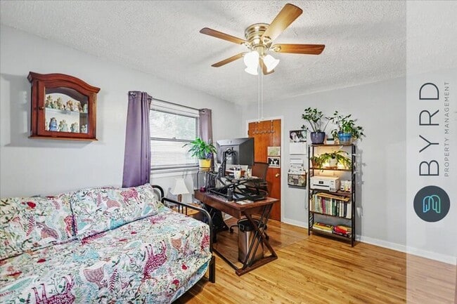 Building Photo - 3708 Grandel Dr
