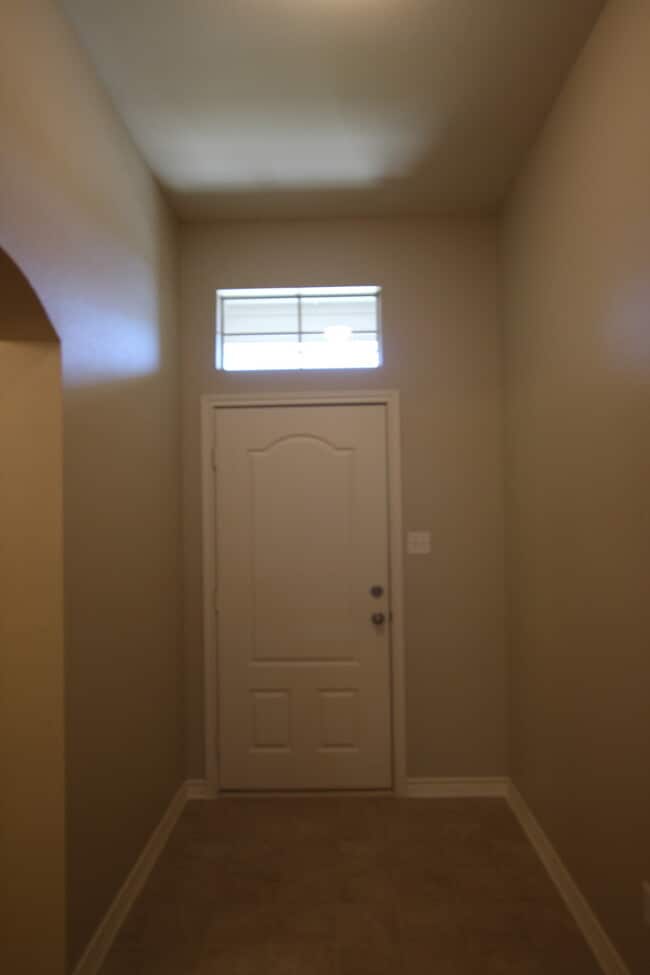 Building Photo - Coming Soon! Charming 3 Bedroom in Flint!