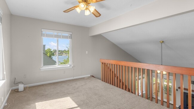 Building Photo - 9506 13th Bay St