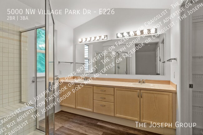 Building Photo - 5000 NW Village Park Dr