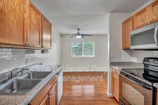 Building Photo - 157 Kahako St