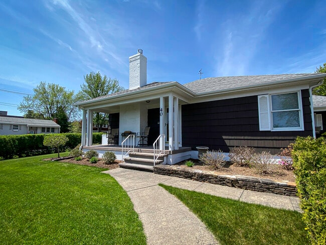 Building Photo - 40 Leonard Ave