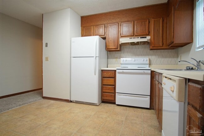 Building Photo - 7223 Lago Vista Ct