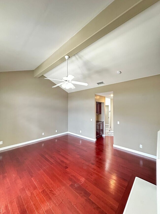 Building Photo - Downtown Huntington Beach - Beachfront Gorgeous Home - Stunning Remodel!!!