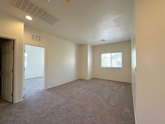 Building Photo - 4566 Mansart Ct