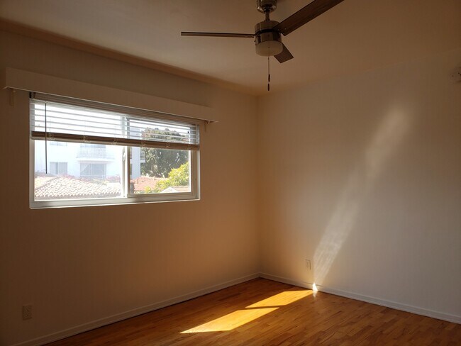 Bedroom - 1025 Idaho Ave