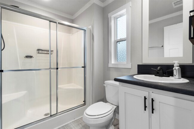 Building Photo - 119 Mooney Rd