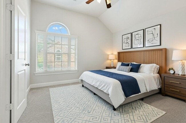 Building Photo - 5166 Oasis Park Ln