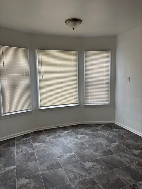 Building Photo - 18134 Vaughan St