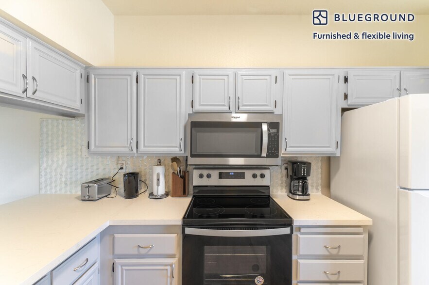Building Photo - 624 Indian Oak Ln