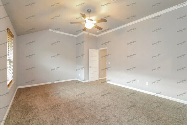 Building Photo - 9117 SW 47th St