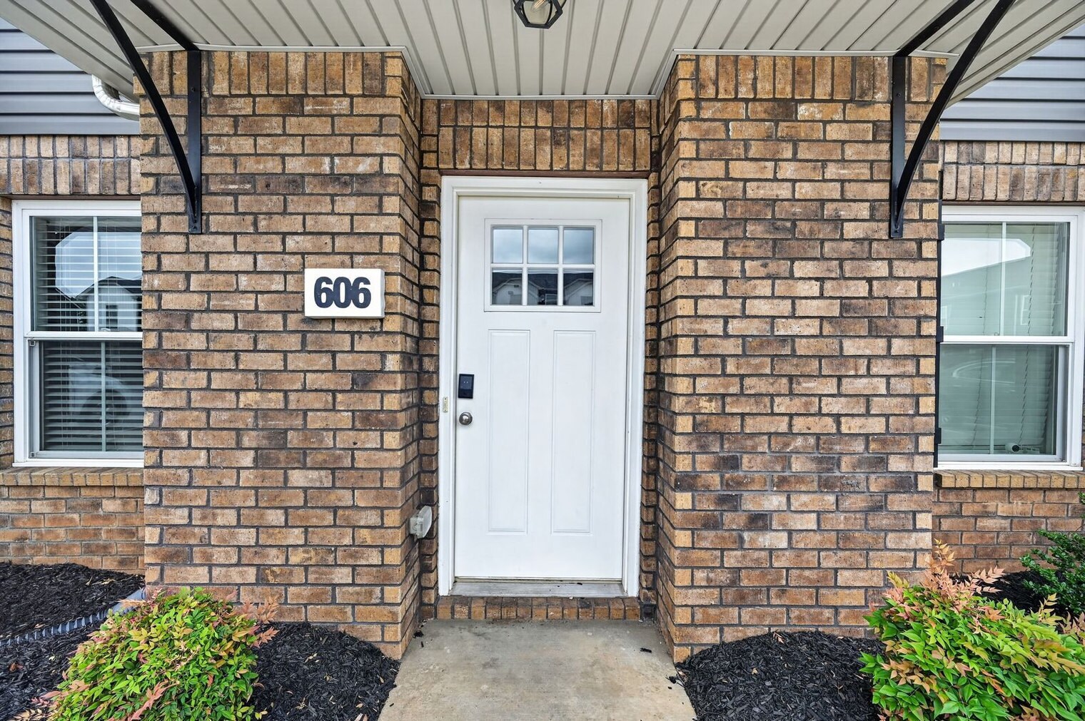 Building Photo - 971 Professional Park Dr