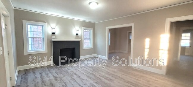 Building Photo - 514 N Hamilton St