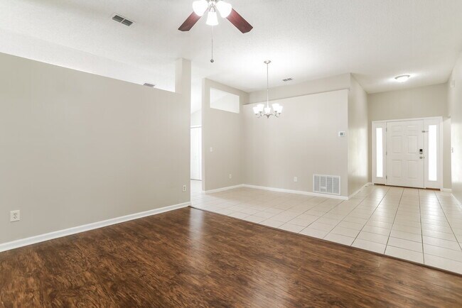 Building Photo - 2938 Biloxi Trail